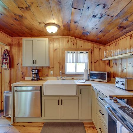 Rustic Cabin Retreat On Rangeley Lake! Экстерьер фото