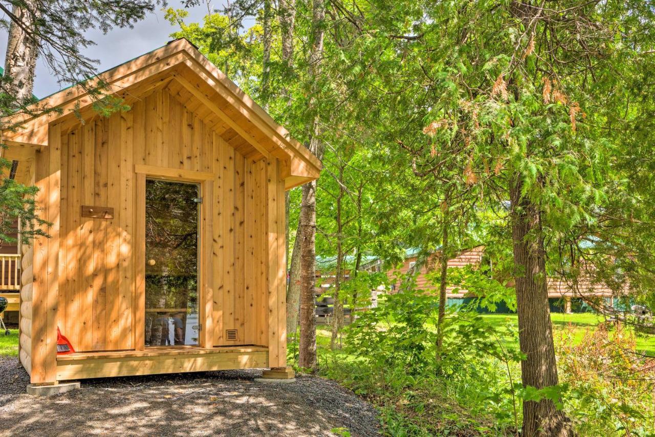 Rustic Cabin Retreat On Rangeley Lake! Экстерьер фото