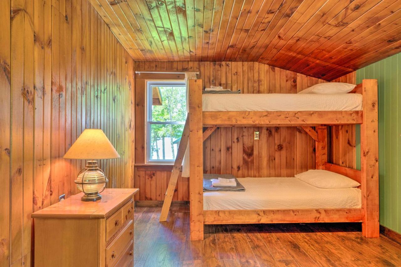 Rustic Cabin Retreat On Rangeley Lake! Экстерьер фото