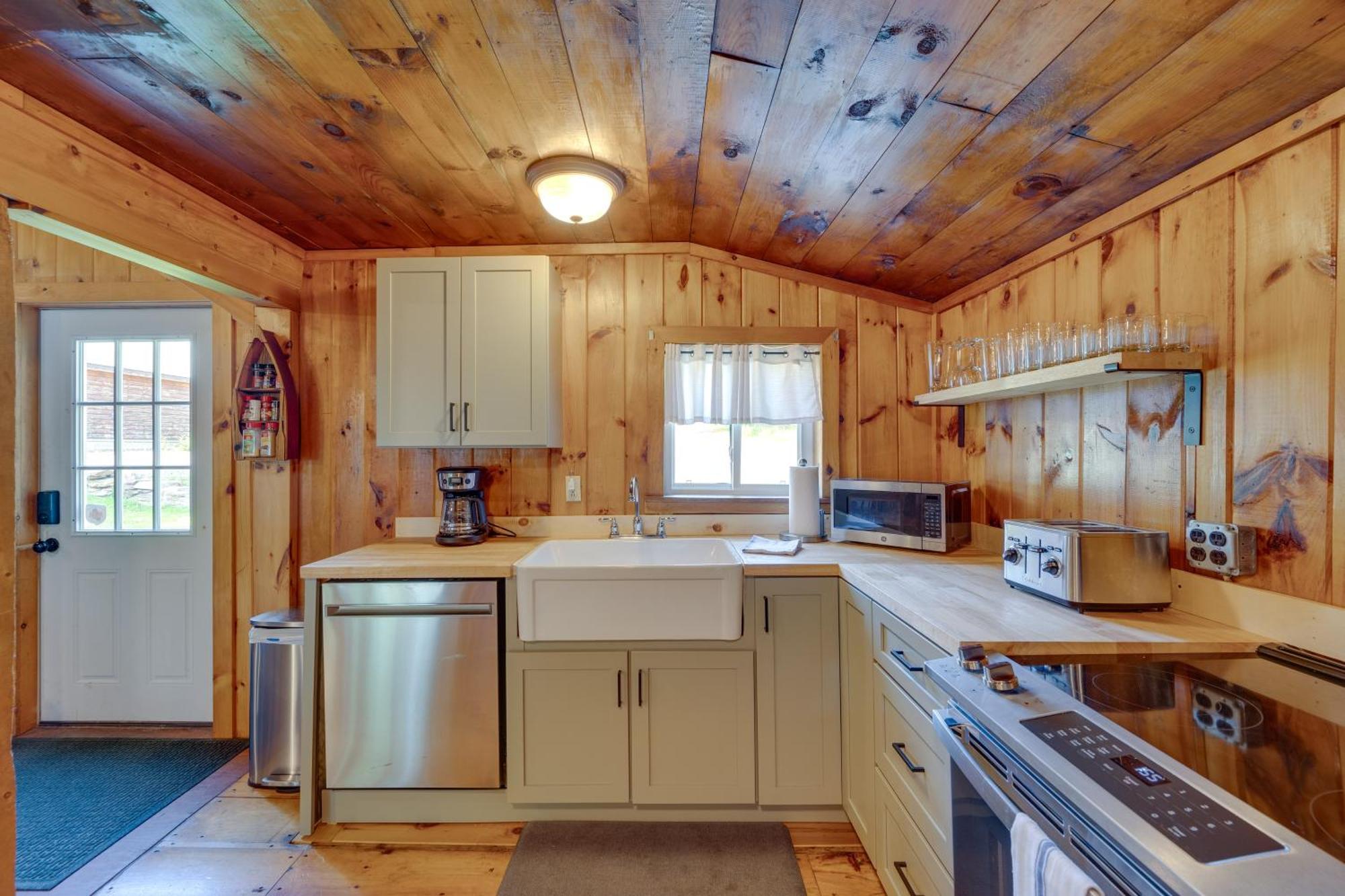 Rustic Cabin Retreat On Rangeley Lake! Экстерьер фото
